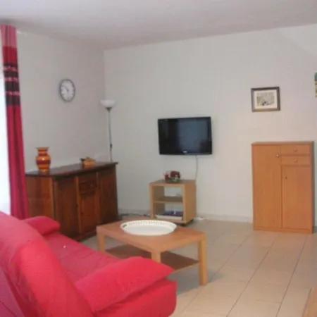 Apartment Jonzac, 2 Pieces, 2 Personnes - Fr-1-246d-21 *